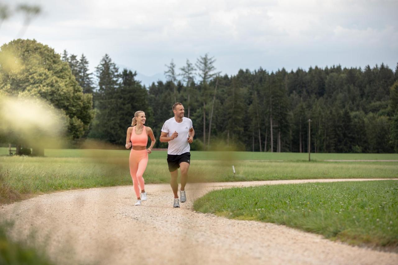 Wellness Natur Resort Gut Edermann 泰森多夫 外观 照片