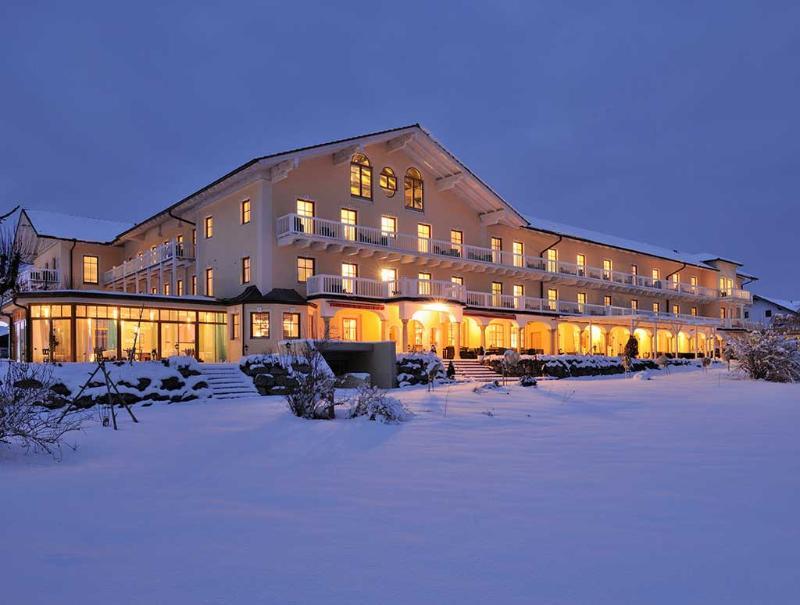 Wellness Natur Resort Gut Edermann 泰森多夫 外观 照片