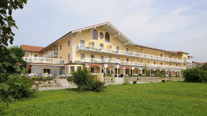 Wellness Natur Resort Gut Edermann 泰森多夫 外观 照片